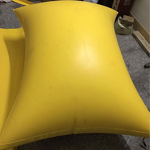 Толкающая подушка безопасности для карьерных работ